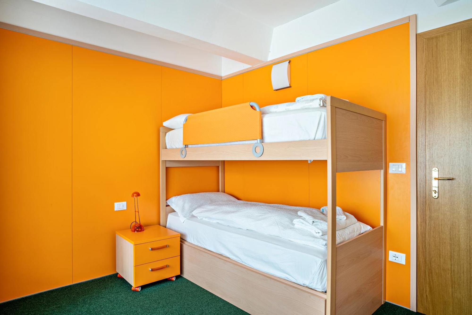 Appartamento Casa Roby Al Centro Delle Dolomiti Marilleva Esterno foto