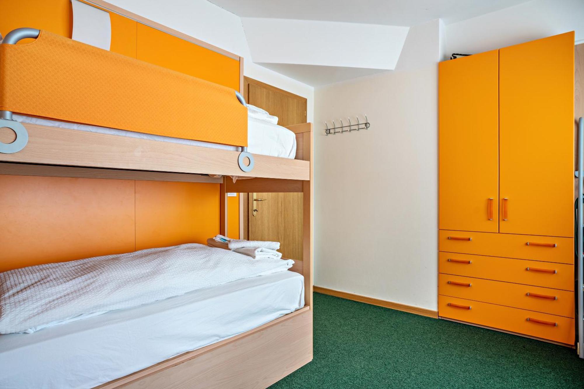 Appartamento Casa Roby Al Centro Delle Dolomiti Marilleva Esterno foto